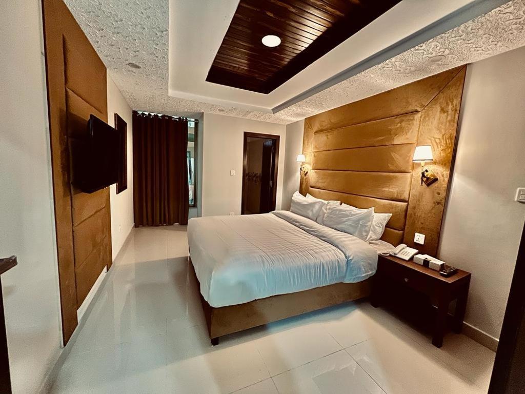 Shelton Suites Bhurban Eksteriør billede
